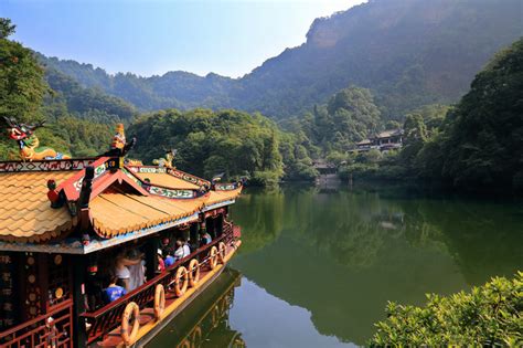 慶城有哪些酒店，不妨從歷史沿革、地理位置、特色服務與旅遊景點等角度來進行探討。